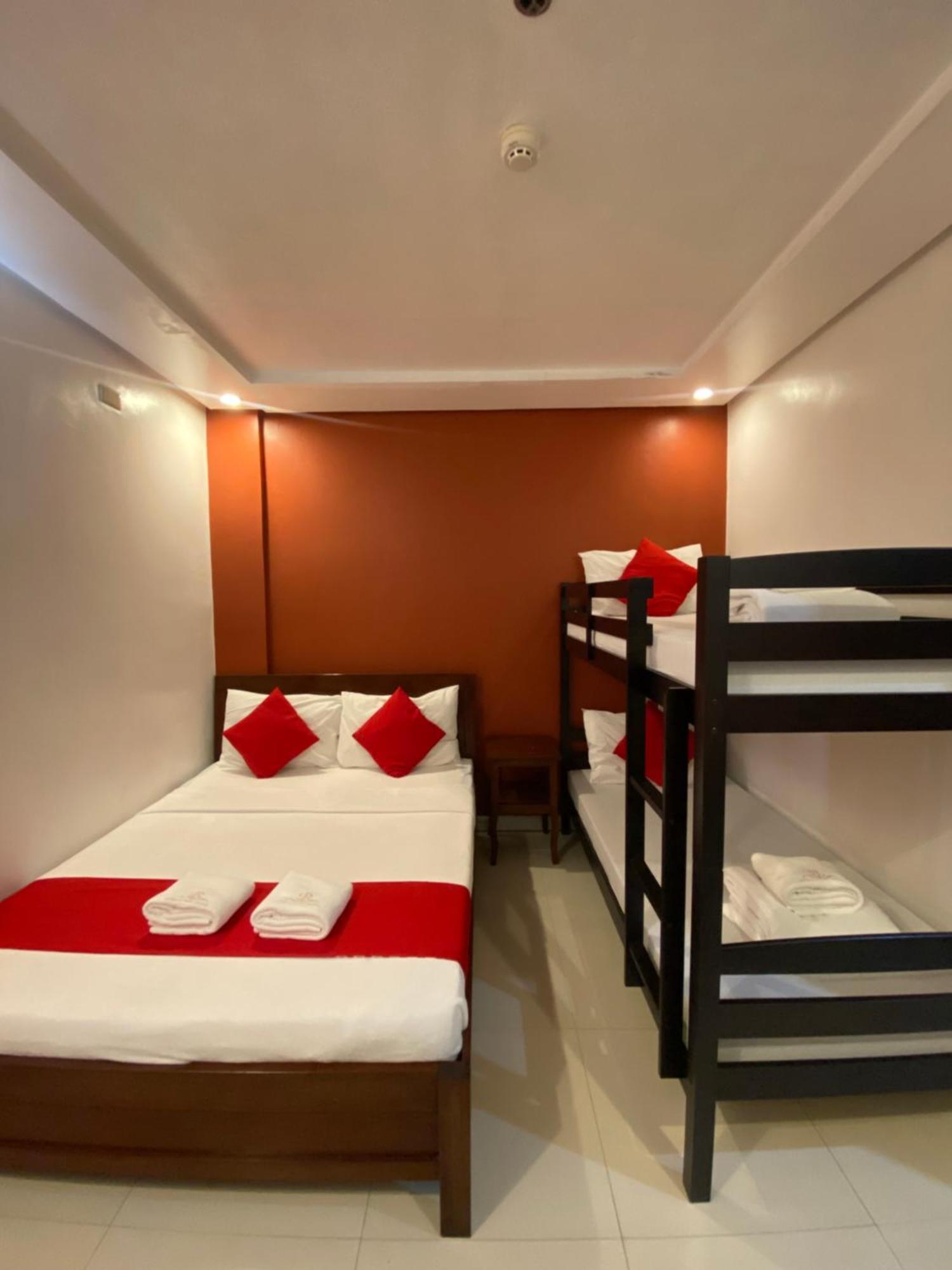 Royale Parc Hotel Puerto Princesa Palawan Kültér fotó